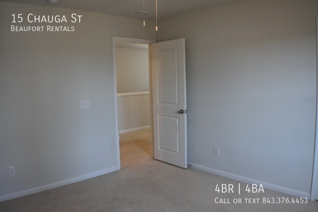 Building Photo - 15 Chauga St