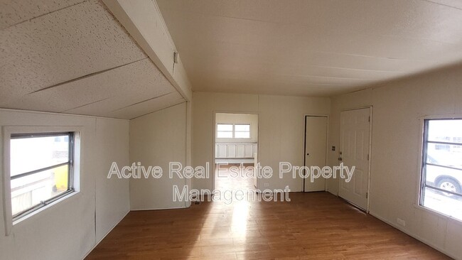 Building Photo - 2211 Dort Hwy
