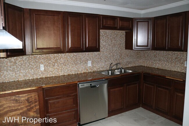 Building Photo - 3 br, 1 bath House - 3203 Wagner St