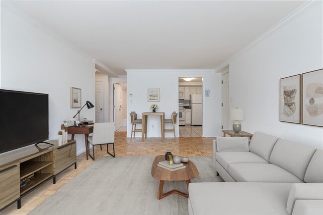 Building Photo - 329 Harvard St