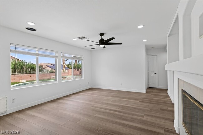 Building Photo - 2572 Corner Stone Cir