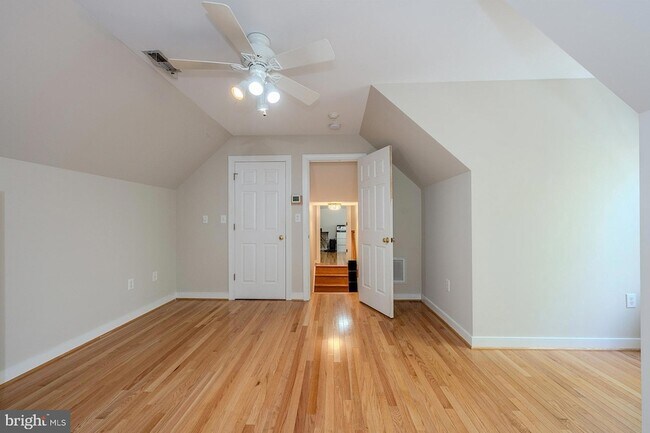 Building Photo - 18224 Green Blvd