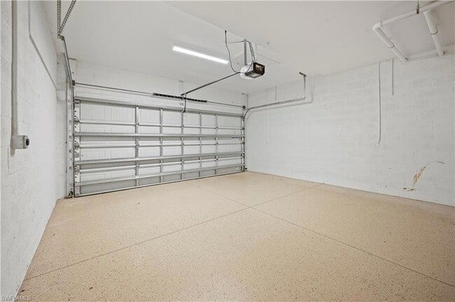 Building Photo - 43322 Water Bird Way