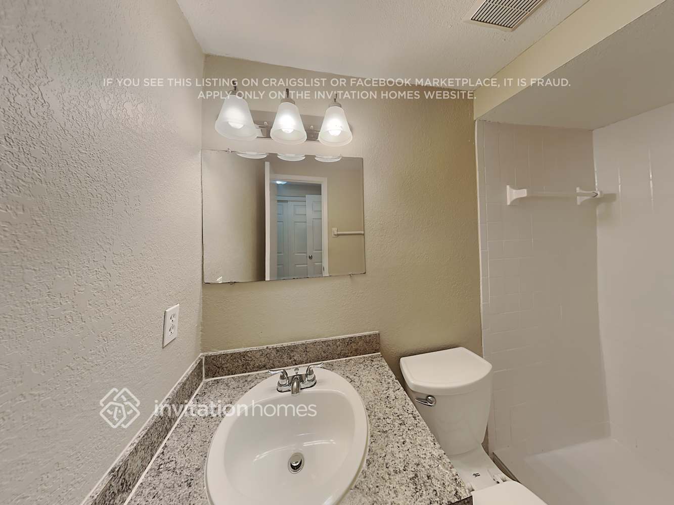 Building Photo - 16123 Sandcrest Way