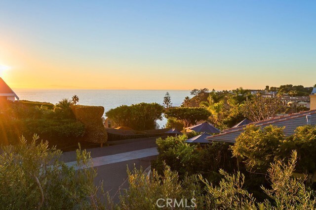 Building Photo - 136 Emerald Bay