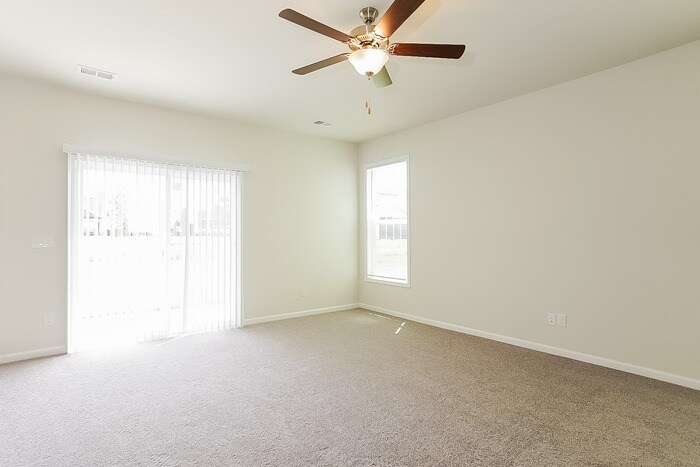 Building Photo - 4036 Thimbleberry Dr