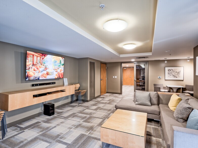 Building Photo - 2929 1st Ave