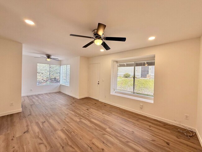 Building Photo - 2881 Casey St
