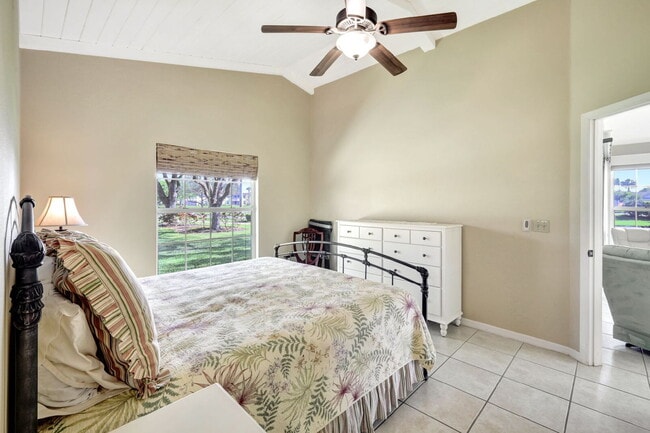 Building Photo - Furnished 2-Bedroom Home in Gulf Harbour Y...