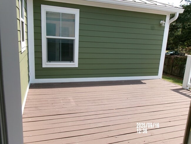 Building Photo - 3BR/1.5BA Single Family Home in Pascagoula...