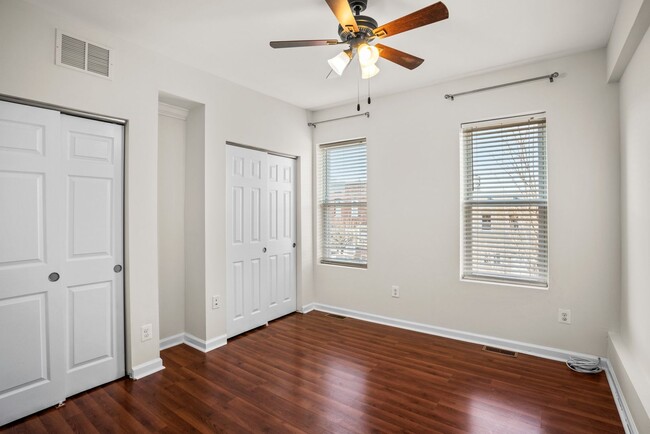 Building Photo - Cozy 2 BR 1.5 Ba Townhome by Patterson Park