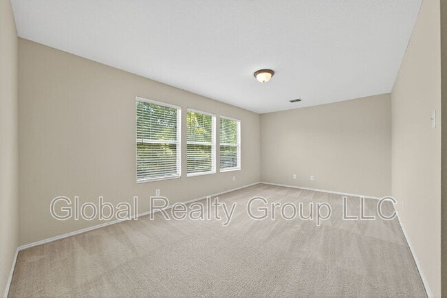 Building Photo - 16515 Churchill Cove