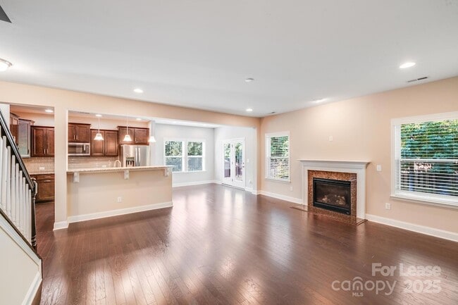 Building Photo - 13122 Oakhaven Glen Ln