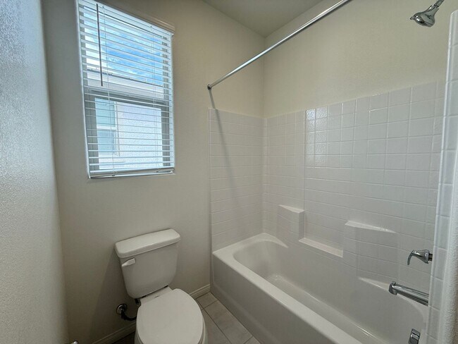 Building Photo - Modern Brand New Summerlin Home with 5 Bedrooms, Loft & Upgraded Finishes