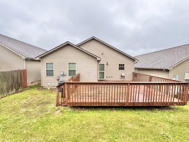 Building Photo - 628 Smugglers Notch Dr