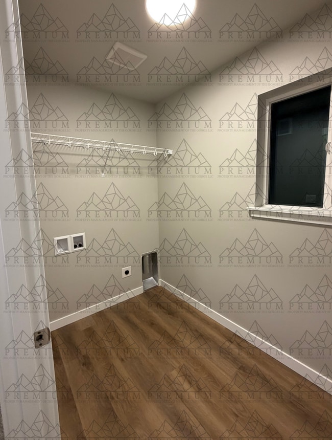 Building Photo - 1st MONTH FREE - 3 BED 2.5 BATH NEW BUILD!