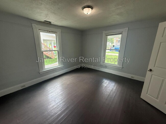 Building Photo - 211 Wadsworth St