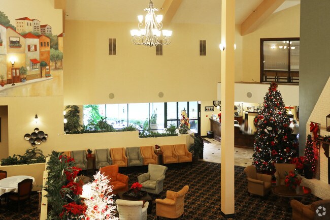 Sierra Regency Senior Living Roseville, CA Apartment