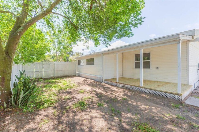 Building Photo - 9445 Cardy St