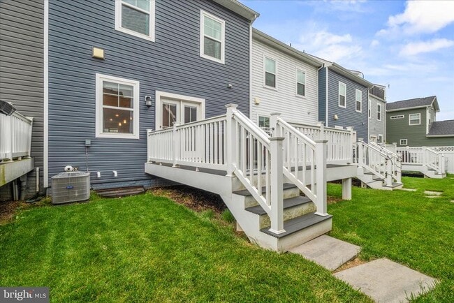 Building Photo - 1309 Crampton Pl