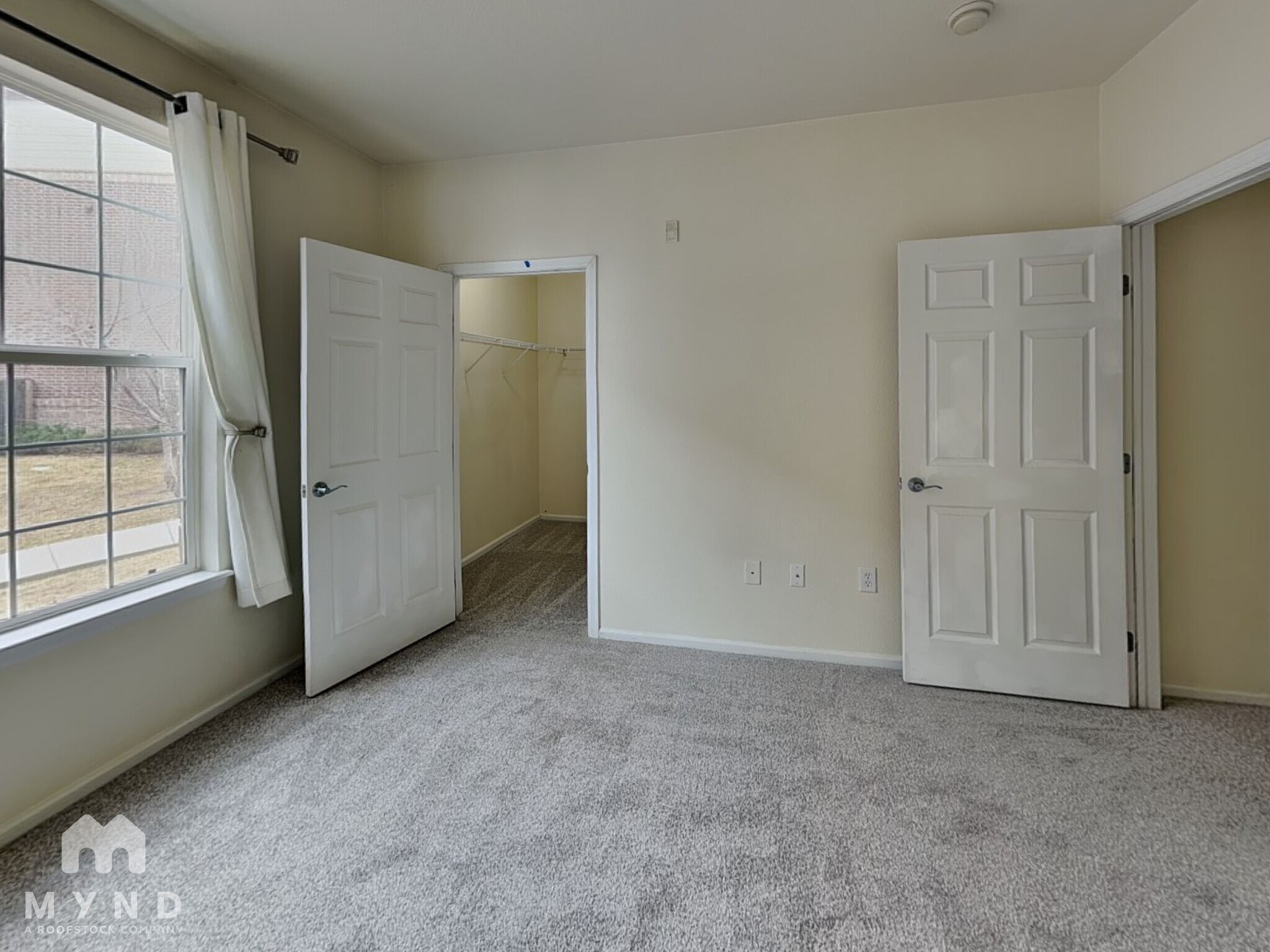 Building Photo - 3854 S Dayton Way