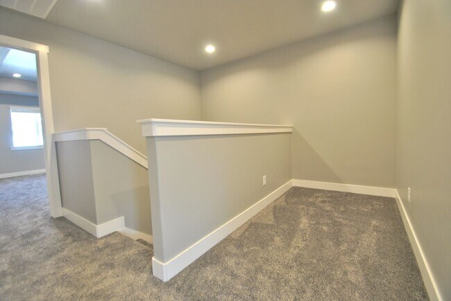 Building Photo - 2211 S 1150 W