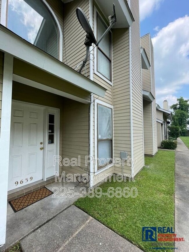 Building Photo - Townhome: Quail Hollow (25% OFF FIRST MONT...