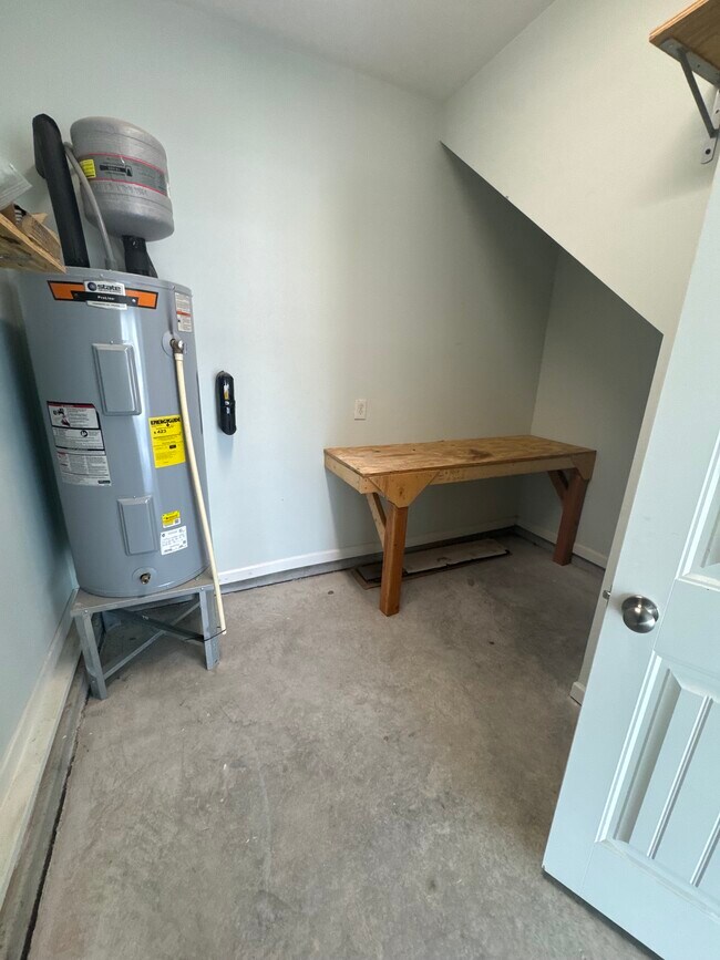 Building Photo - 78 Violetear Rdg