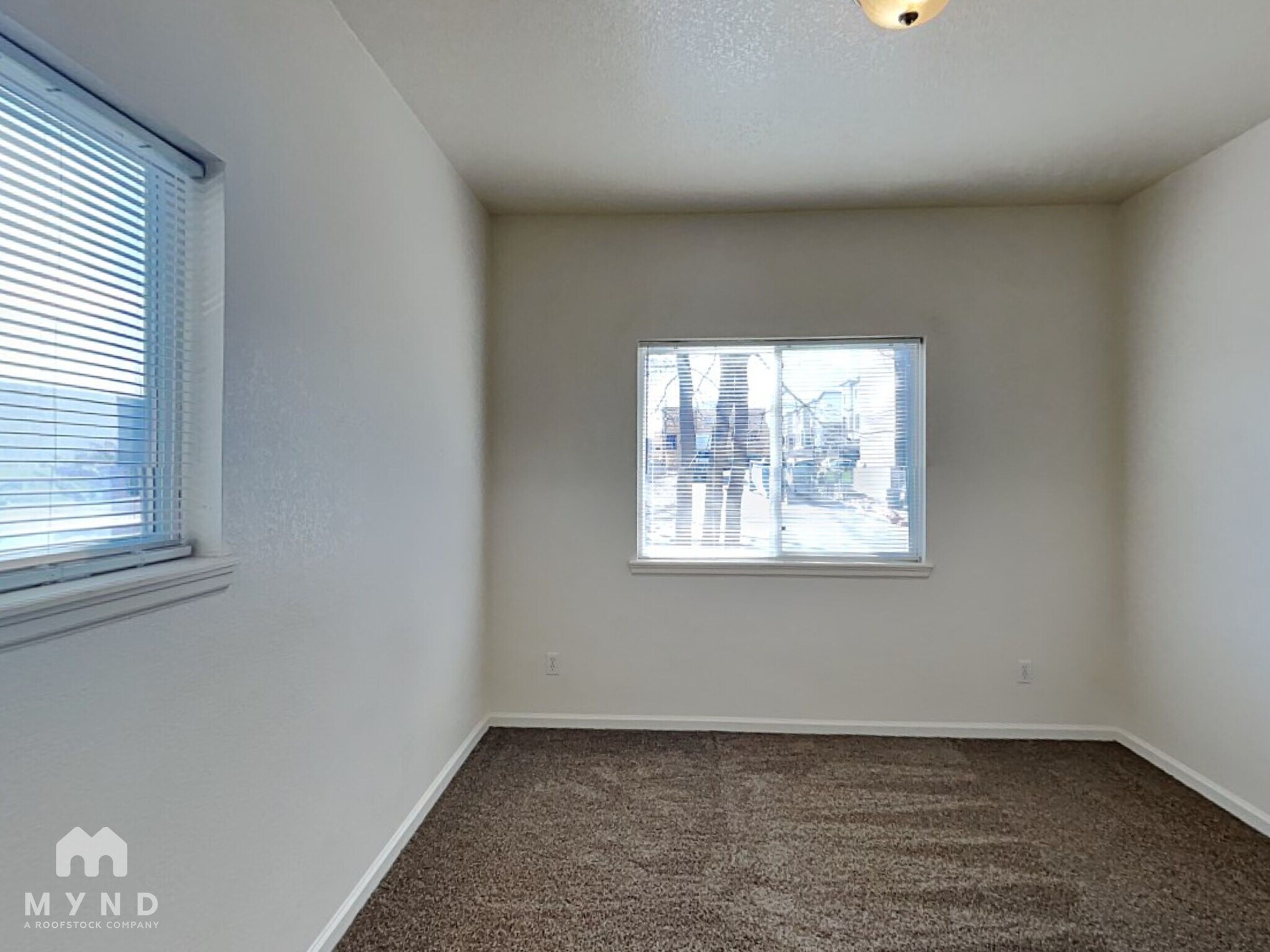 Building Photo - 5633 E Atlantic Pl