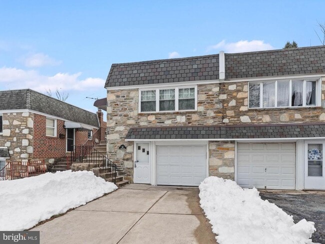 Building Photo - 912 Bergen St