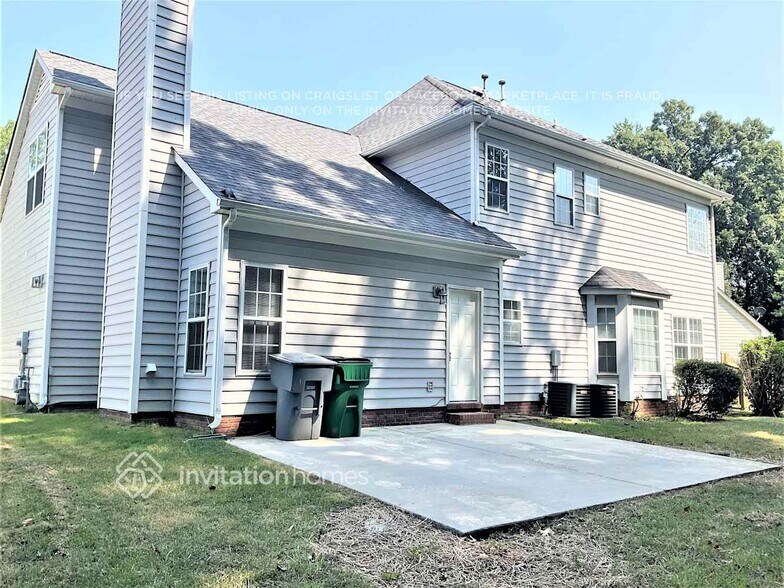 Building Photo - 9426 Olivia Ln