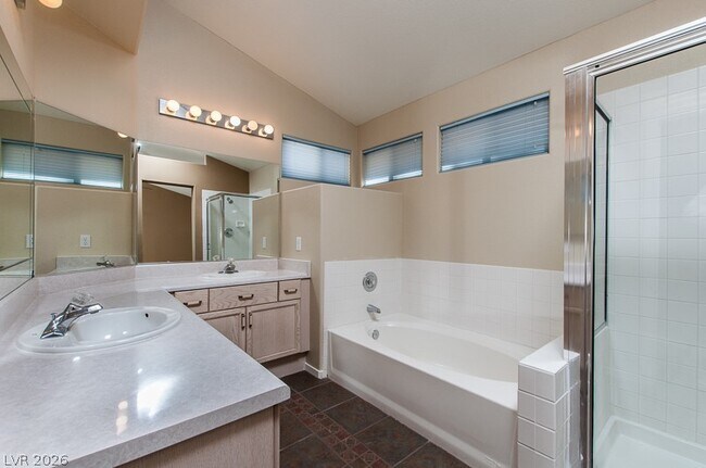 Building Photo - 131 Rancho Maderas Way