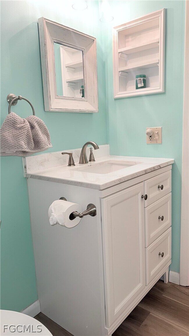 Building Photo - 9540 Green Cypress Ln