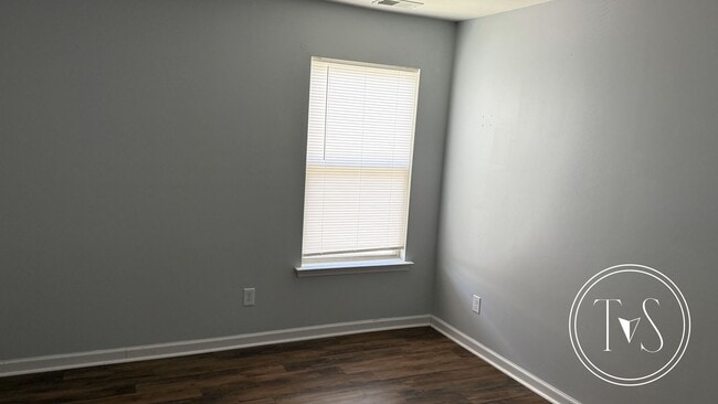 Building Photo - RATE DROP ALERT! (was $3000/month) and SUM...