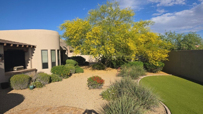 Building Photo - 4485 E Quail Brush Rd