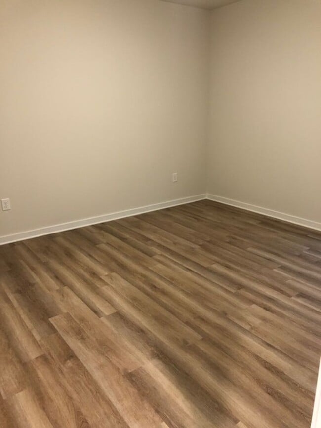 Building Photo - Beautiful Townhome in Athens!
