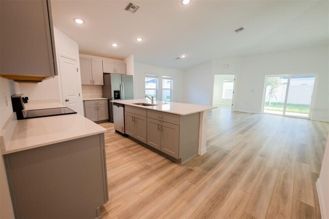 Building Photo - 4124 River Beacon Blvd