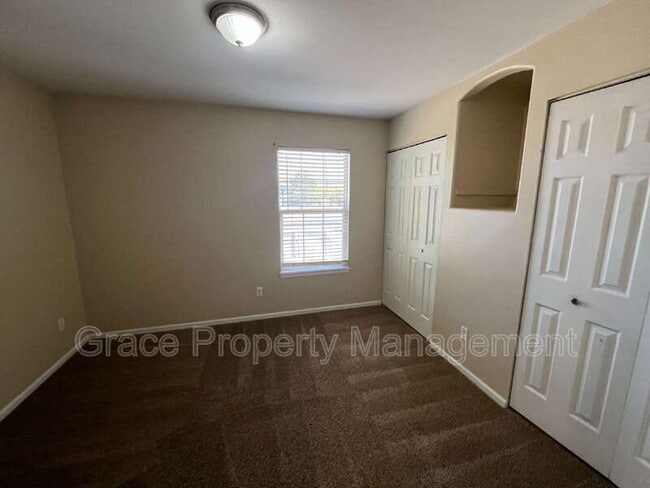 Building Photo - 5708 W Asbury Pl