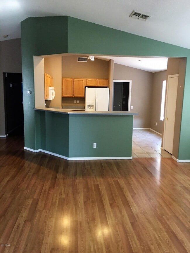 Building Photo - 3119 N 130th Ln