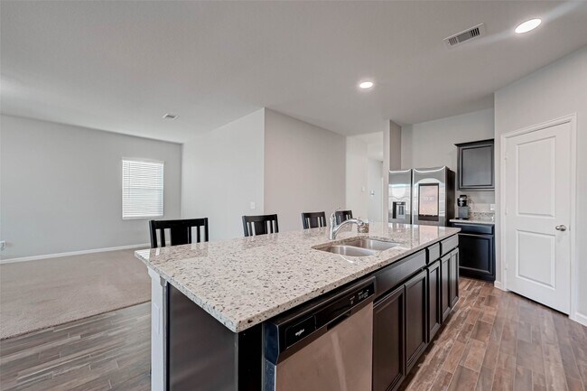 Building Photo - 10133 Pappas Dr
