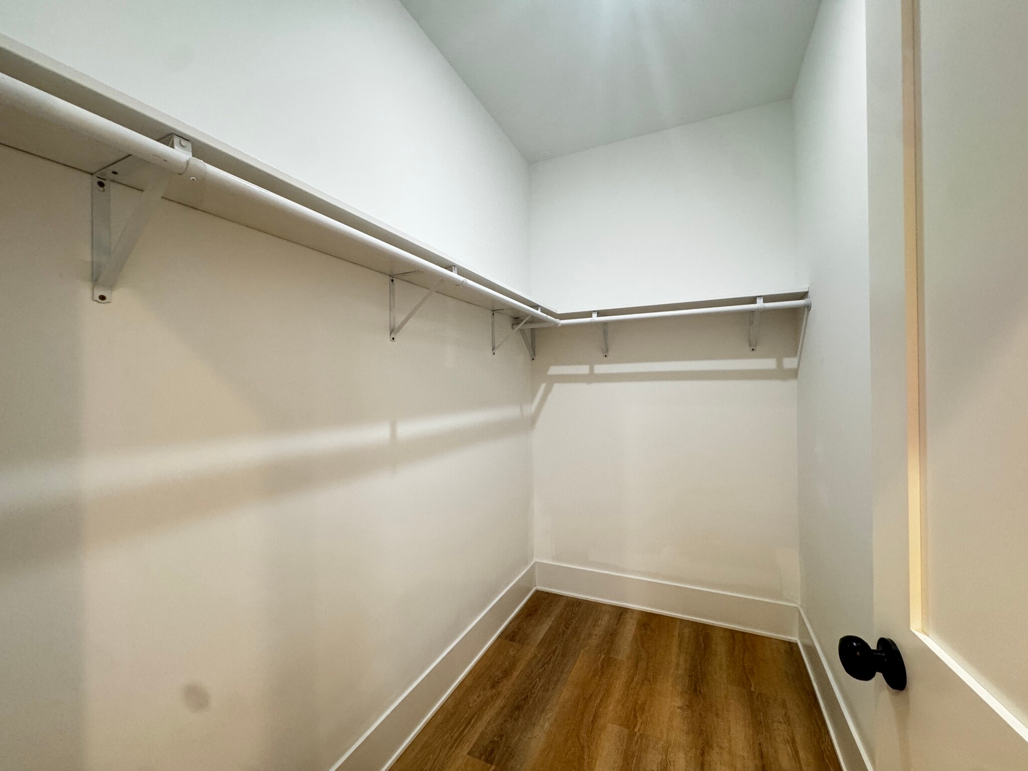 Building Photo - 2425 W Cortez St