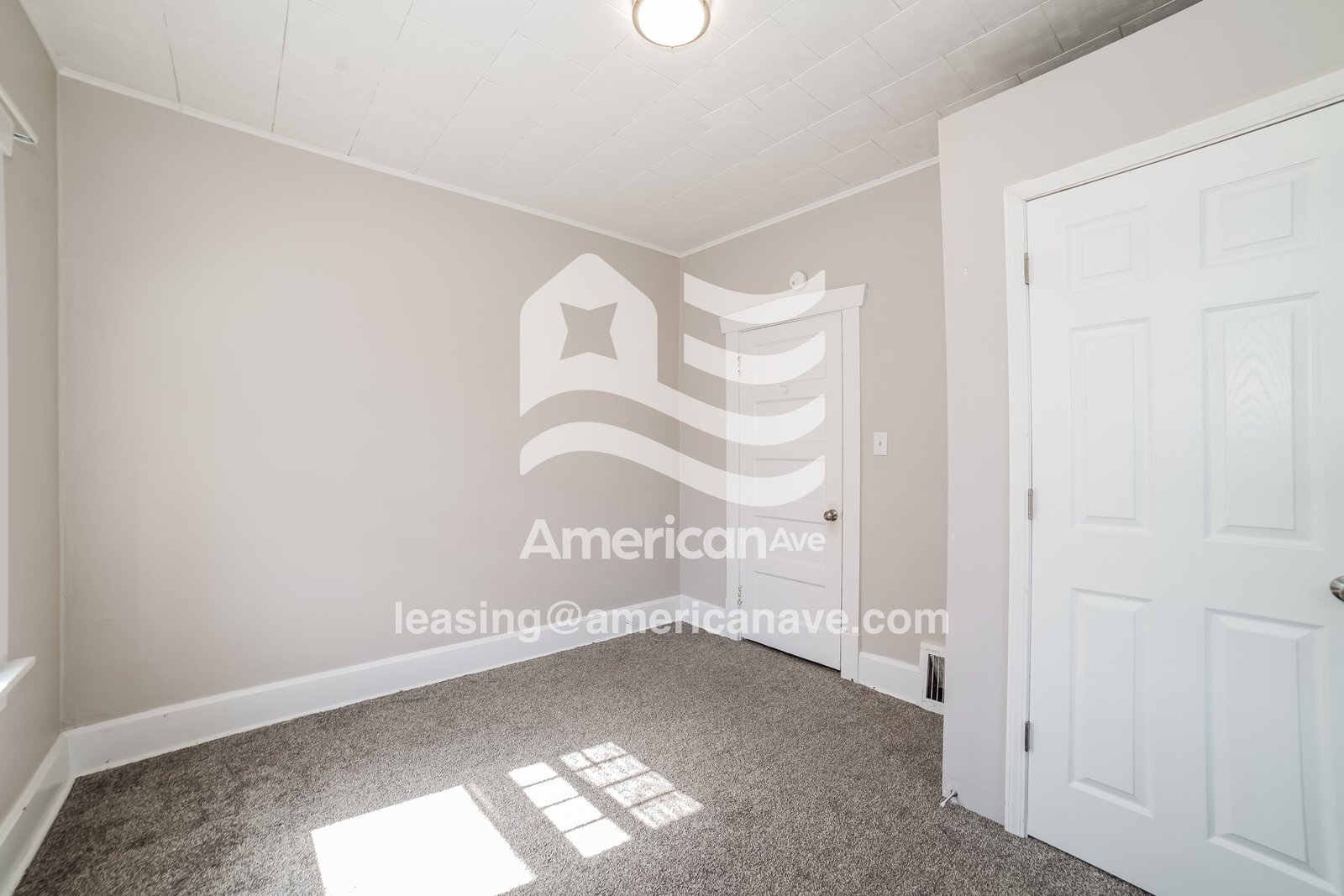 Building Photo - 712 Summer St