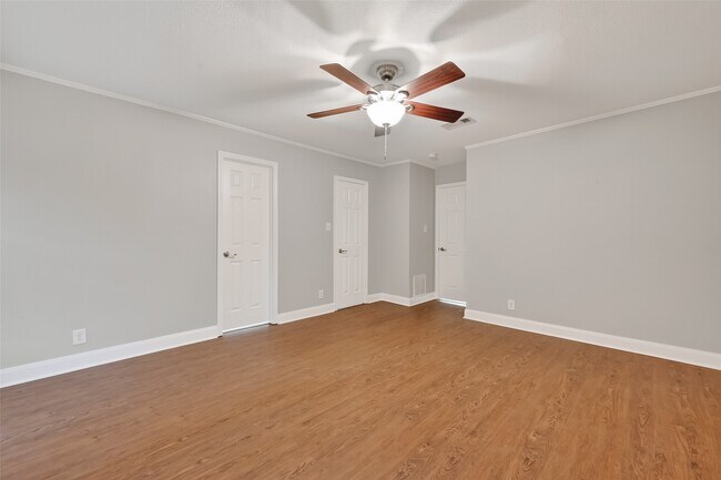 Building Photo - 6351 Briar Rose Dr