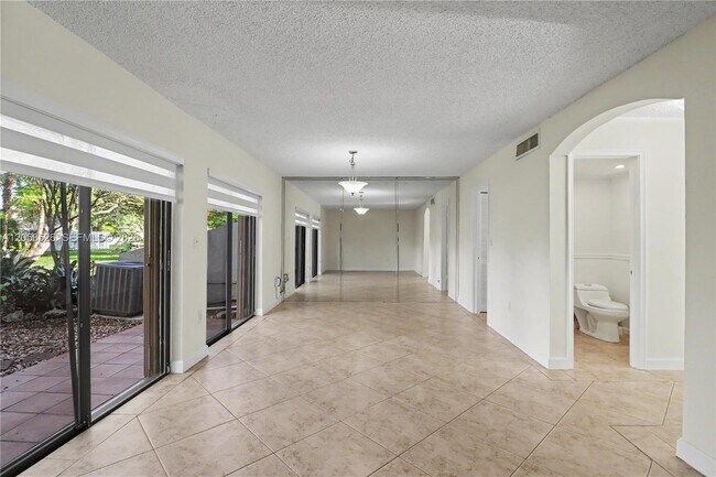 Building Photo - 11459 SW 110th Ln