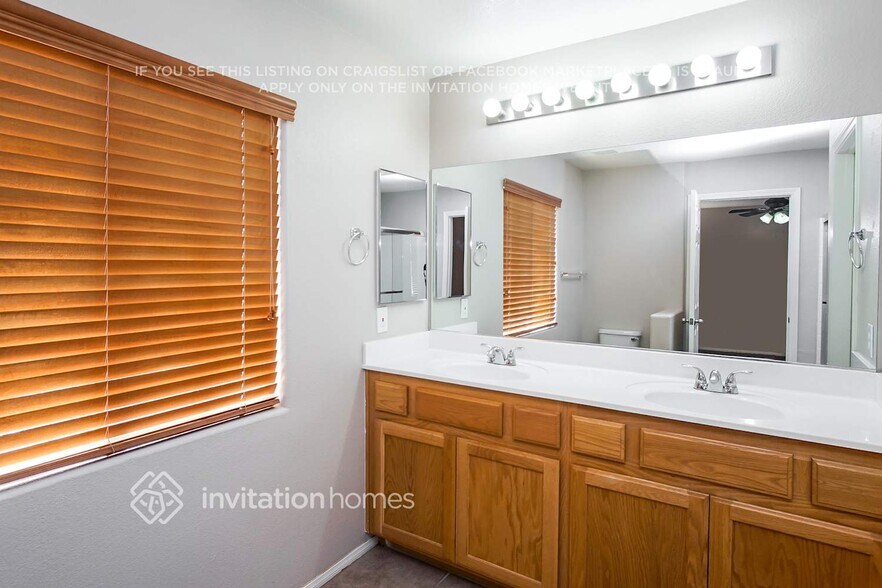 Building Photo - 11082 Arcadia Sunrise Dr