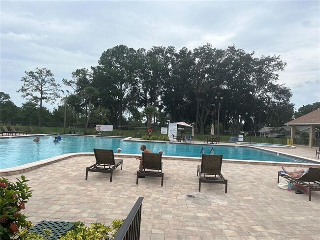 Building Photo - 3160 Highlands Blvd