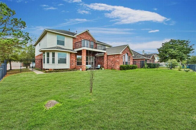 Building Photo - 16402 Pinon Vista Dr