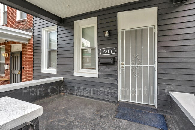 Building Photo - 2813 Presbury St