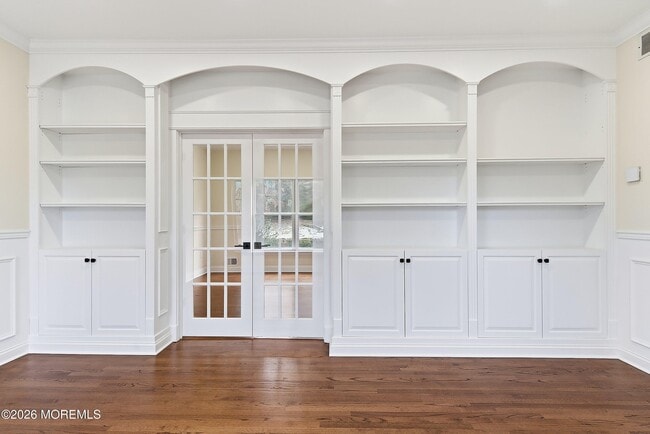 Building Photo - 1217 Wilkinson Dr