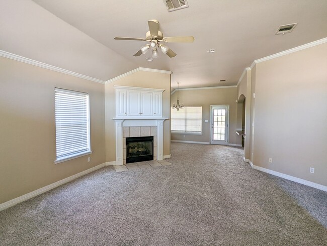Building Photo - Beautifully Updated Home in North Bossier ...